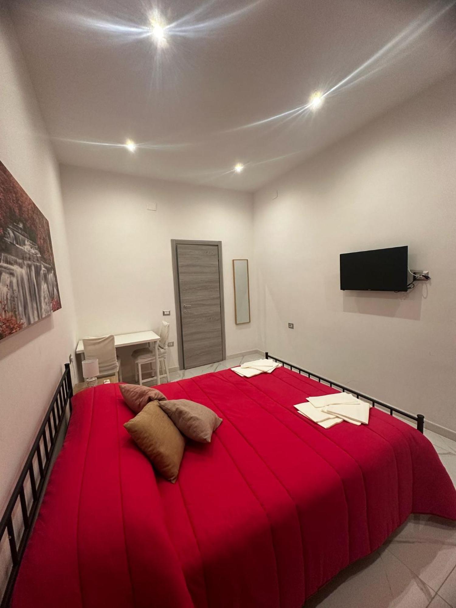 M2 Apartment نابولي المظهر الخارجي الصورة