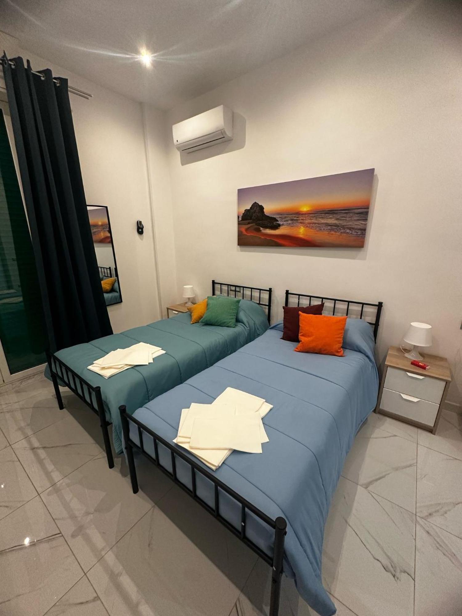M2 Apartment نابولي المظهر الخارجي الصورة